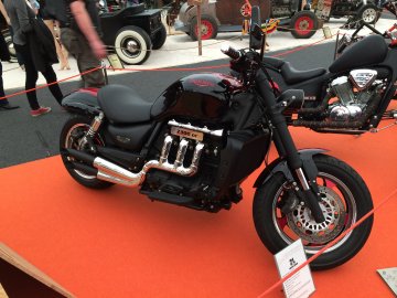 037: Motocykl 2015