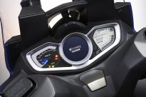 KYMCO představuje sportovní cestovní skútr s Bluetooth konektivitou: Xciting S 400i ABS
