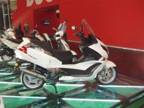 JONWAY MOTORCYCLE a jejich kopie HONDY SW-T400